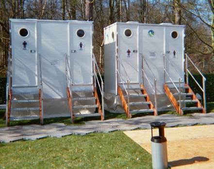 location toilette et WC mobile, sani VIP